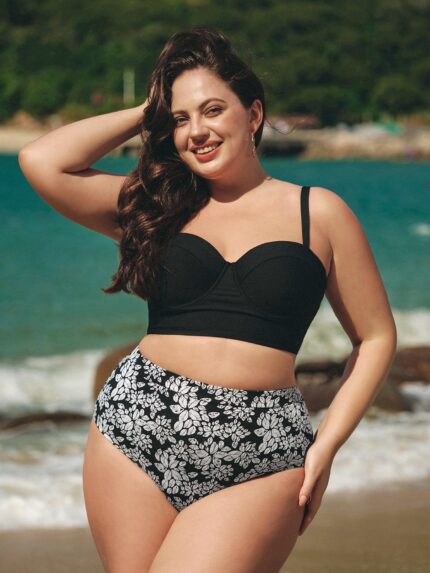 Black Underwire Strappy Plus Size Bikini Top